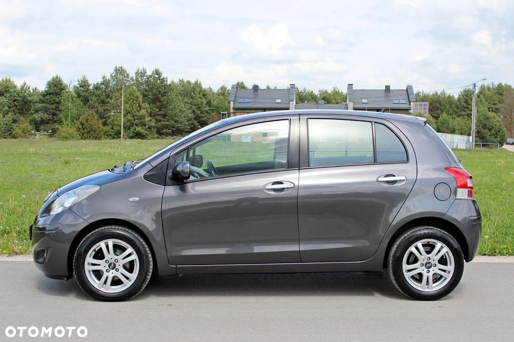 Toyota Yaris 1.33 VVT-i Executive - 9
