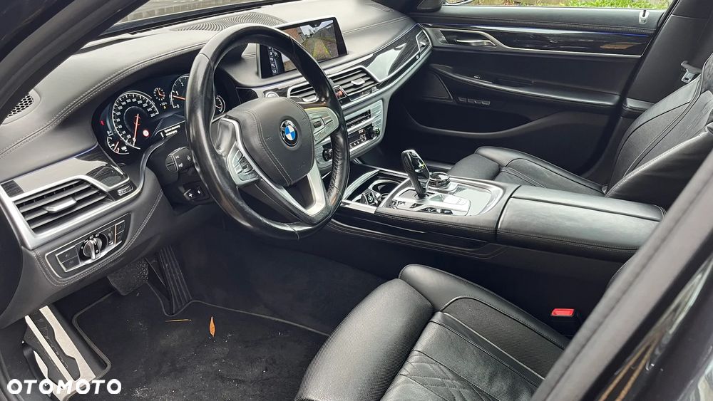 BMW Seria 7 740d xDrive - 16