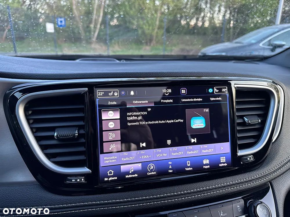 Chrysler Pacifica - 27