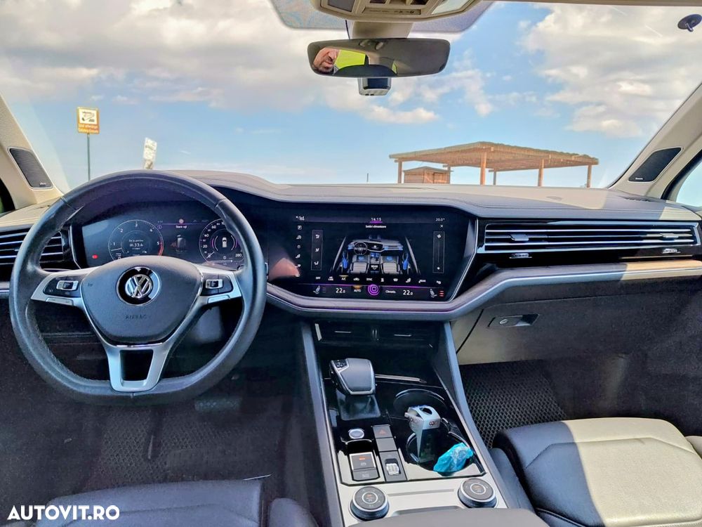 Volkswagen Touareg 3.0 V6 TDI 4Motion DPF Automatik Atmosphere - 6