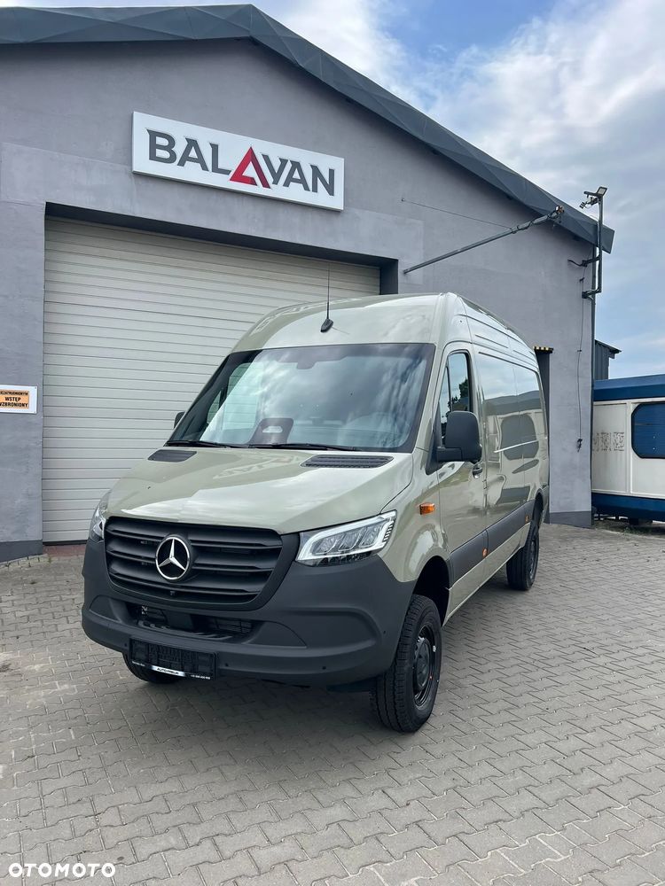 Mercedes-Benz Sprinter - 2