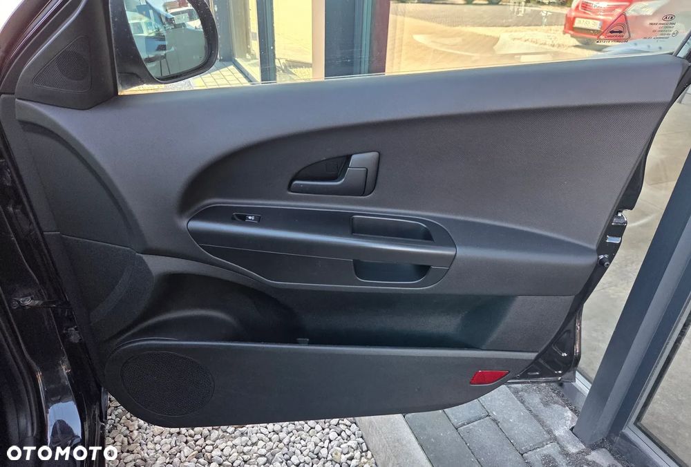 Kia Ceed 1.4 CVVT Attract - 16