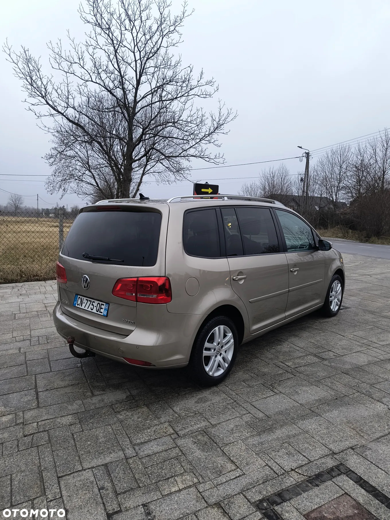Volkswagen Touran 2.0 TDI Trendline - 4