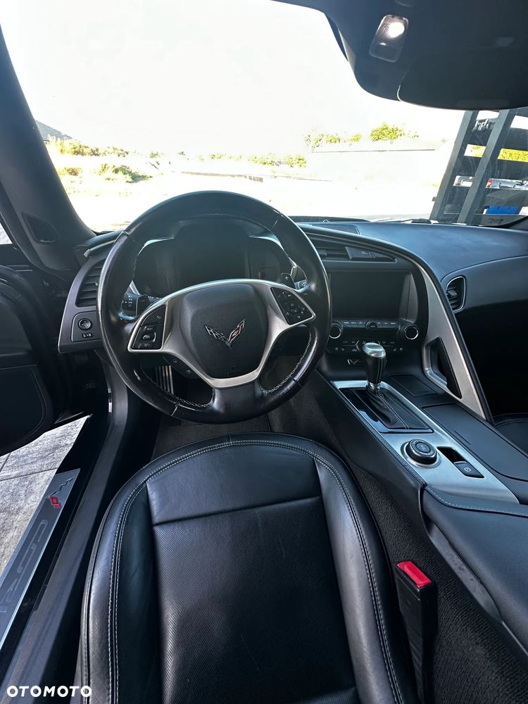 Chevrolet Corvette - 13