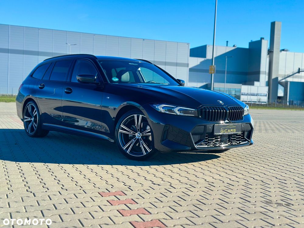 BMW Seria 3 320d Touring xDrive M Sport - 11
