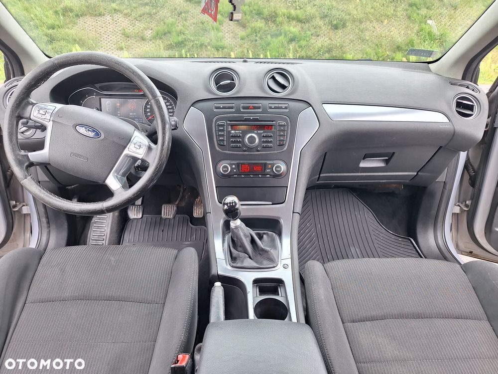 Ford Mondeo 1.8 TDCi Titanium - 14