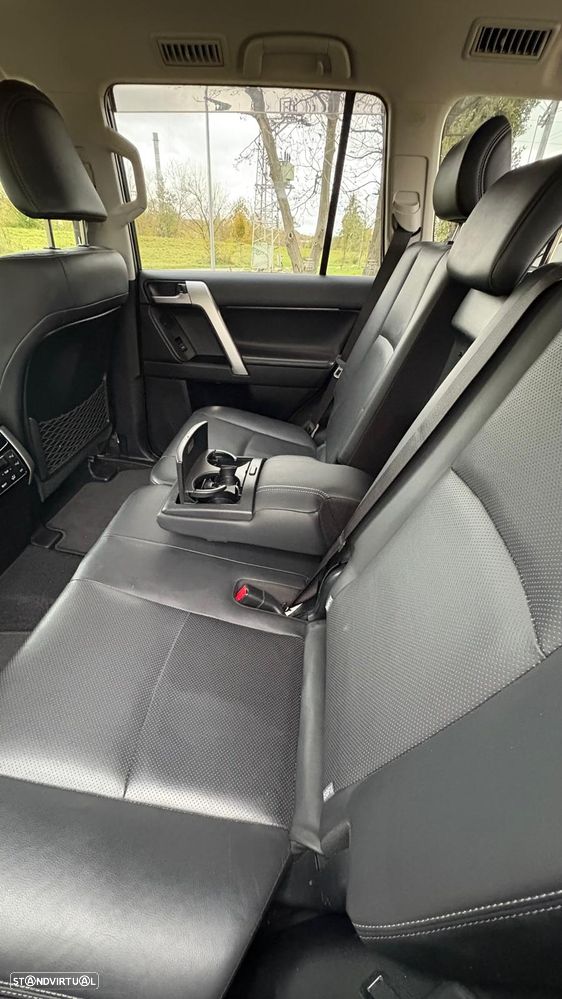 Toyota Land Cruiser 2.8 D-4D Auto Executive - 20