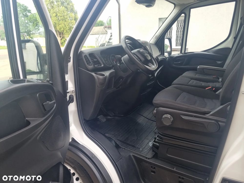 Iveco Daily 35s18 Max 7-osobowy Brygadówka  Salon Polska F-vat23% - 17