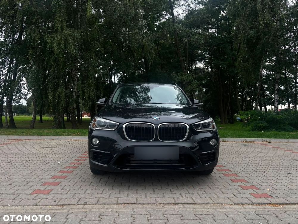 BMW X1 xDrive25i Sport Line - 5