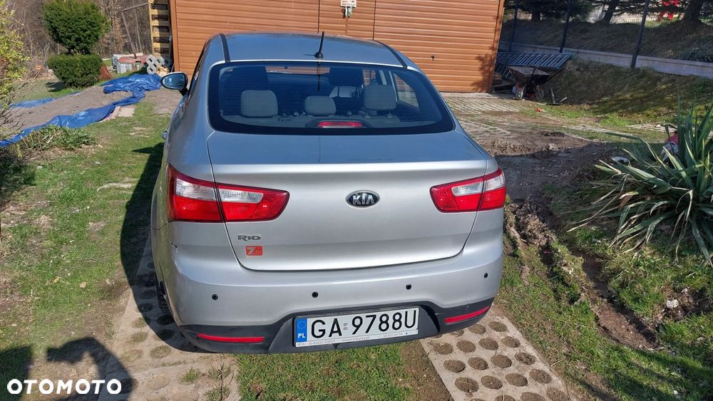 Kia Rio 1.2 M - 3