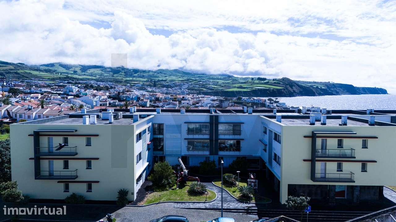 Apartamento T3 Exclusivo com Vista Panorâmica sobre o Mar – Lagoa, S. - Grande imagem: 3/42