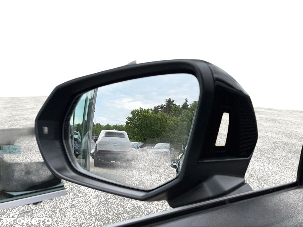 Audi Q3 Sportback - 25