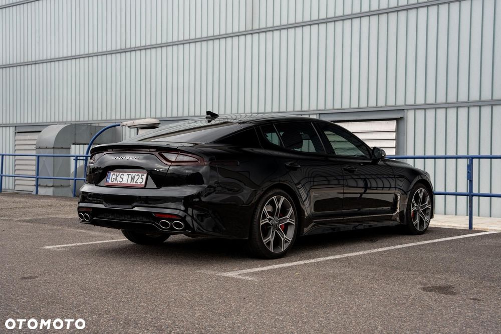 Kia Stinger - 6