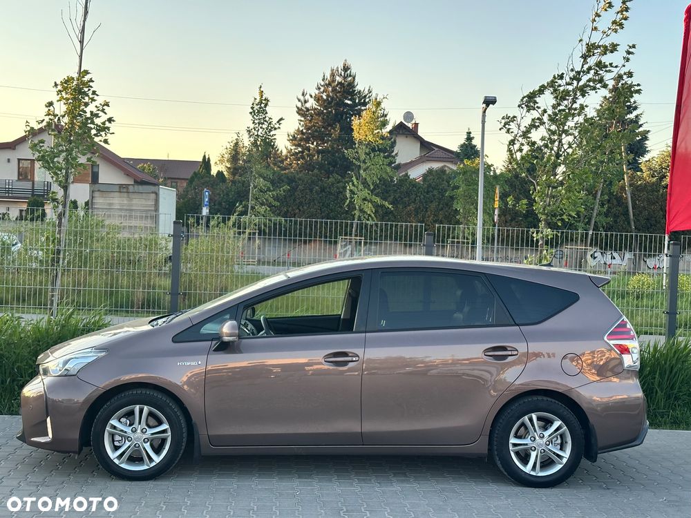 Toyota Prius+ (Hybrid) Executive - 6