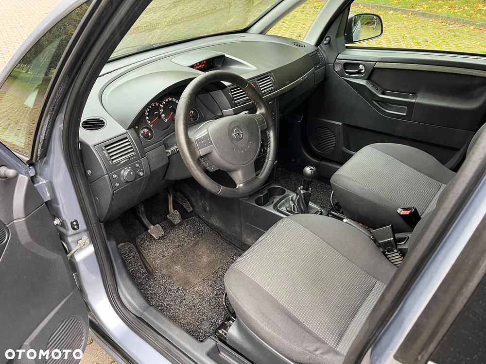 Opel Meriva - 15