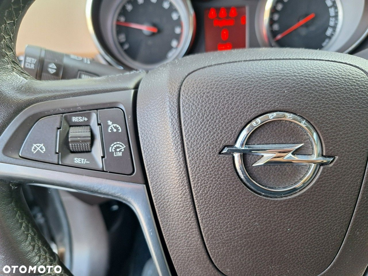 Opel Zafira - 10