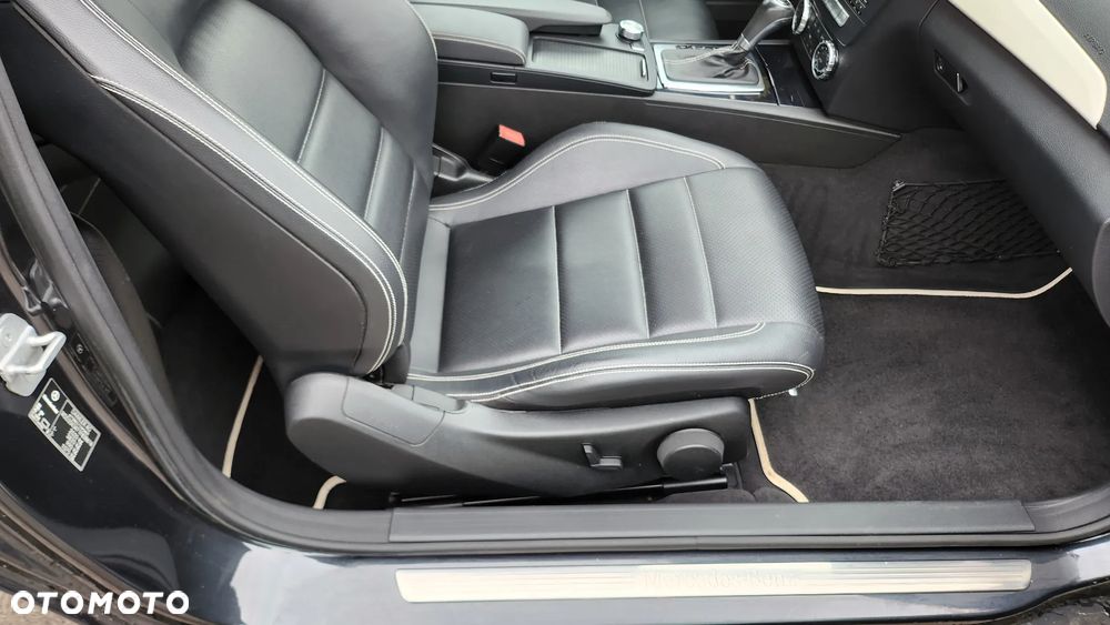 Mercedes-Benz Klasa C 250 CGI BlueEff Sport - 6
