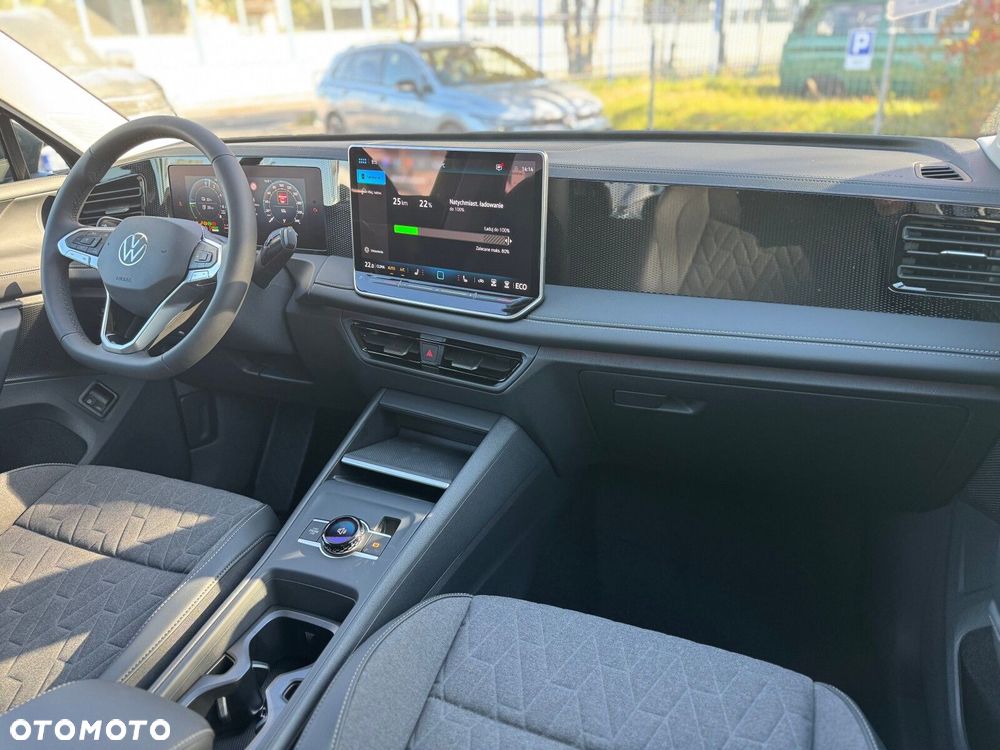 Volkswagen Tiguan - 29