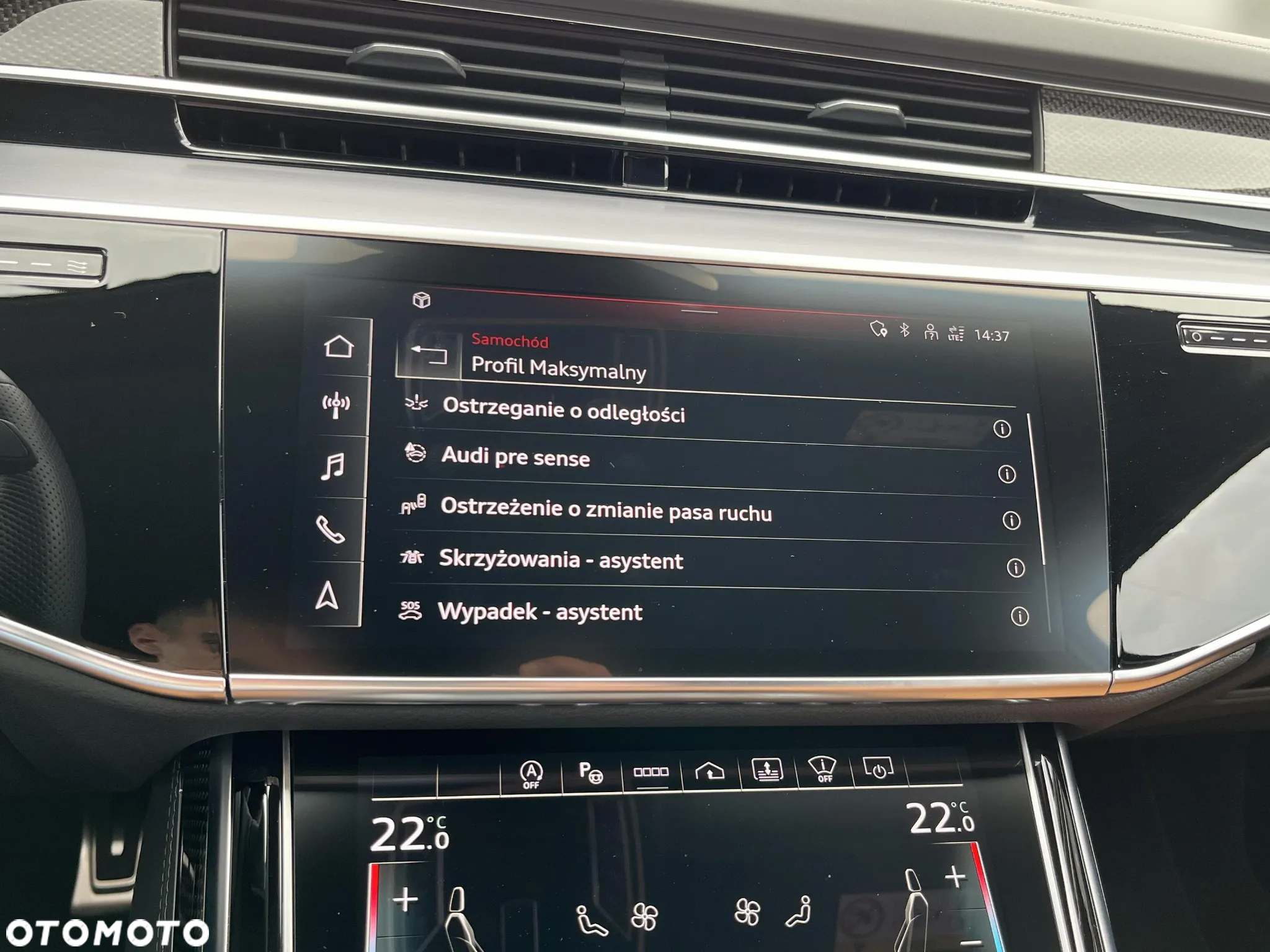 Audi A8 - 30
