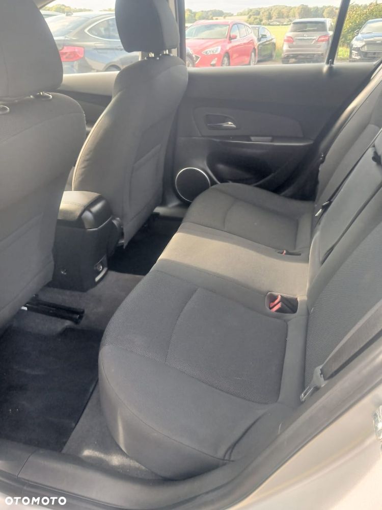 Chevrolet Cruze 1.8 LS (klm) - 10