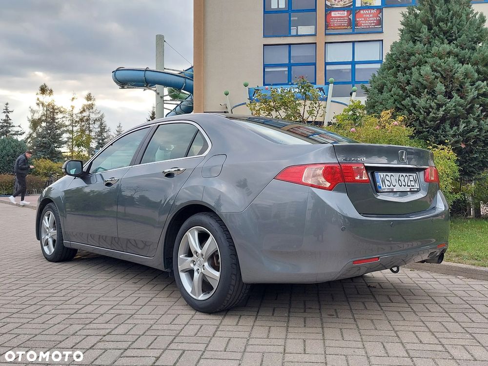 Honda Accord 2.0 Comfort - 4