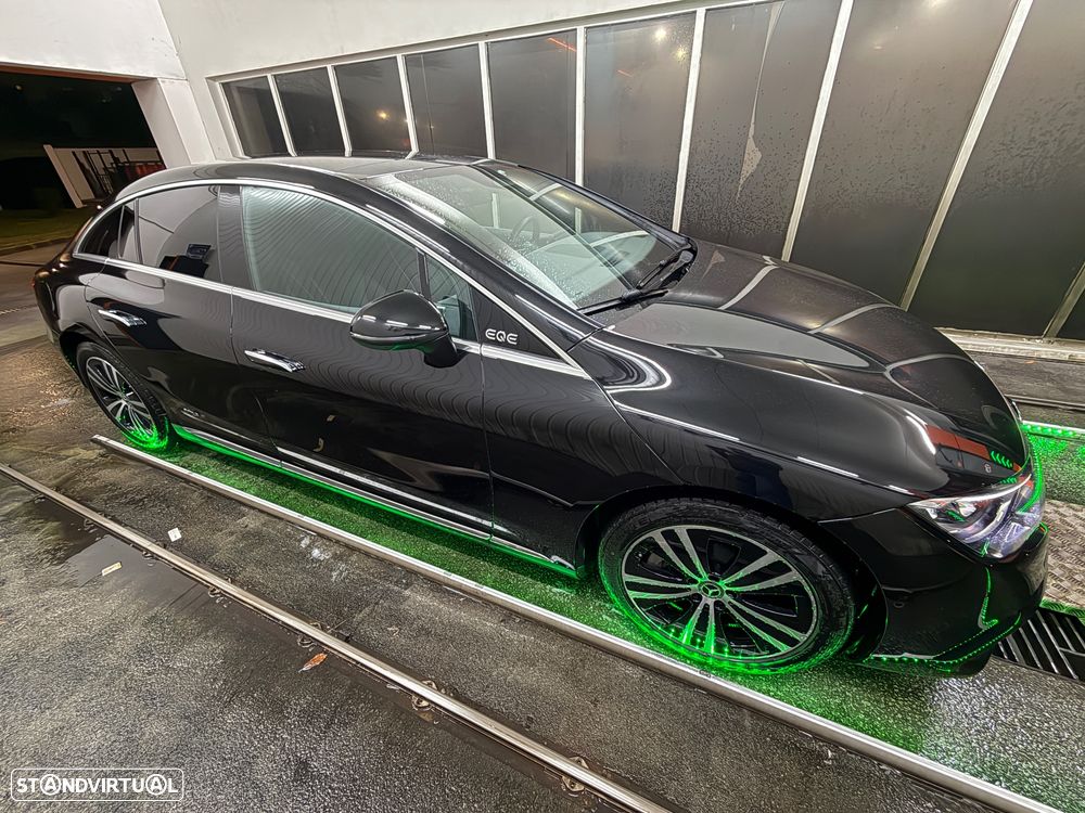 Mercedes-Benz EQE 300 Electric Art - 4