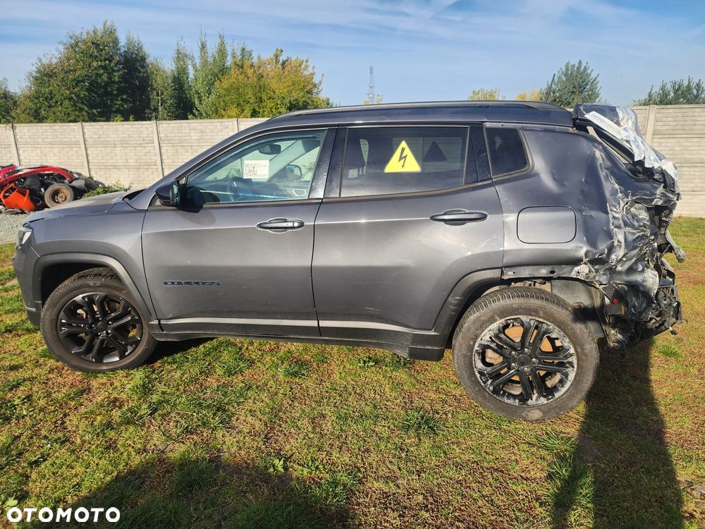 Jeep Compass - 8