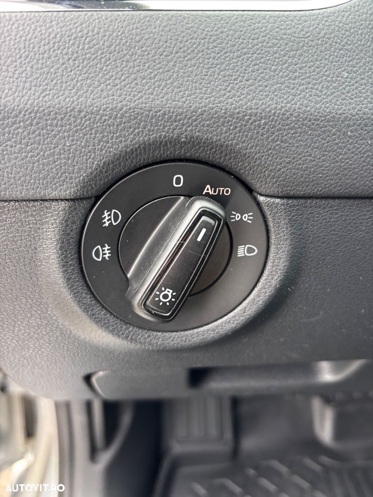 Skoda Octavia Combi Diesel 1.6 TDI Active - 18