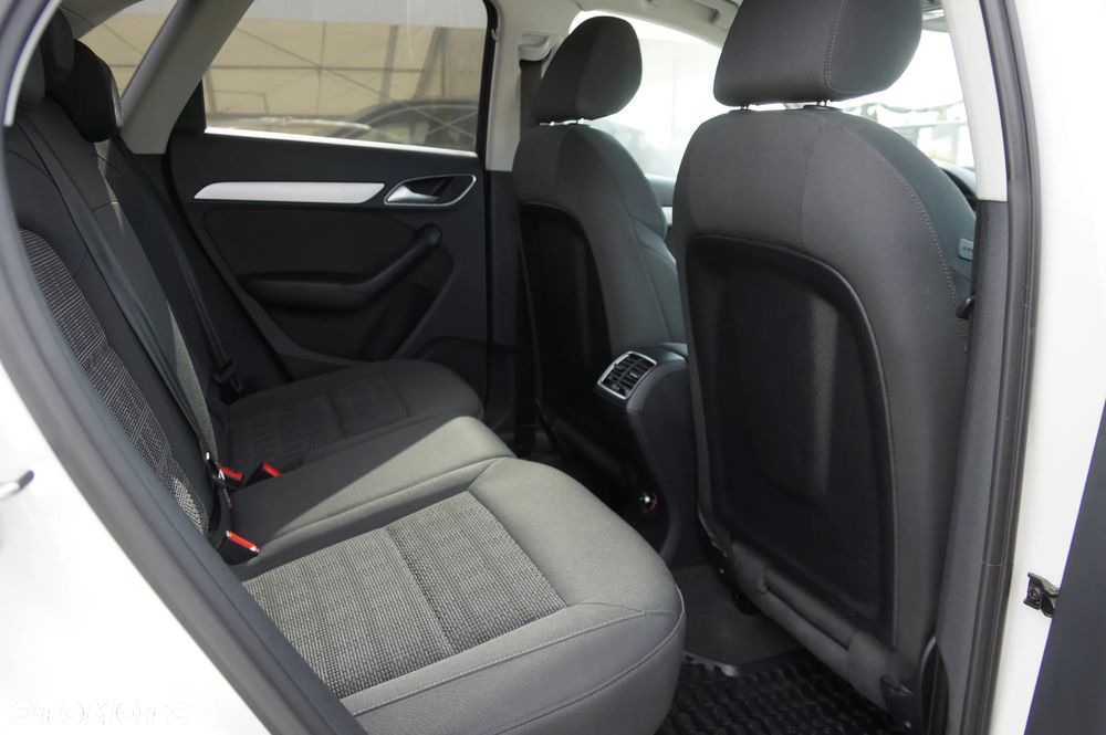 Audi Q3 35 TDI Quattro S tronic - 29