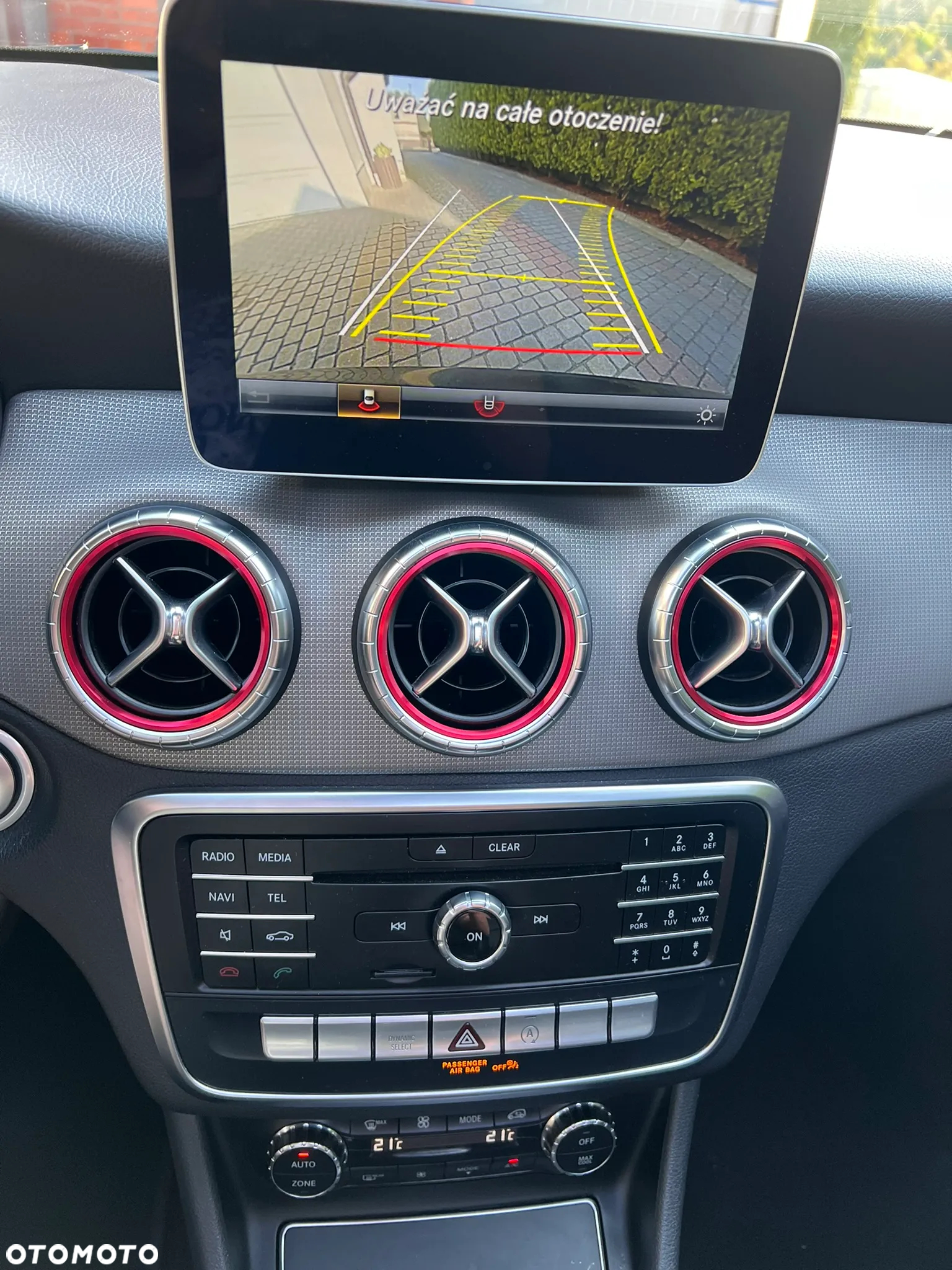 Mercedes-Benz CLA 250 7G-DCT - 16