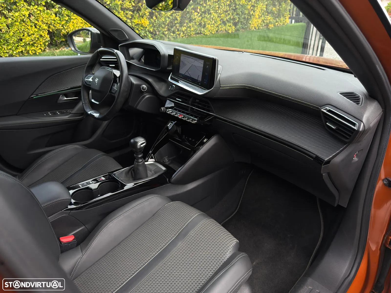 Peugeot 2008 1.2 PureTech GT Line - 8