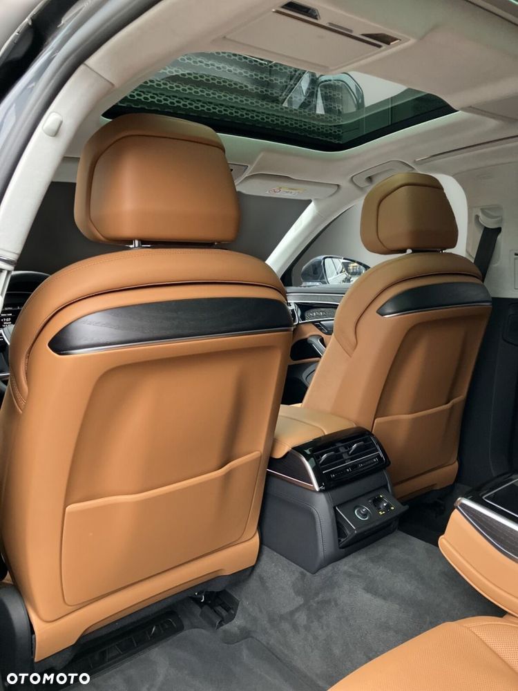 Audi A8 - 16