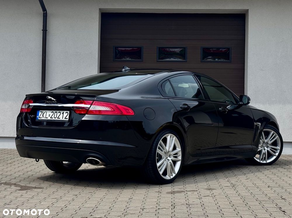 Jaguar XF 2.2 D R-Sport - 7
