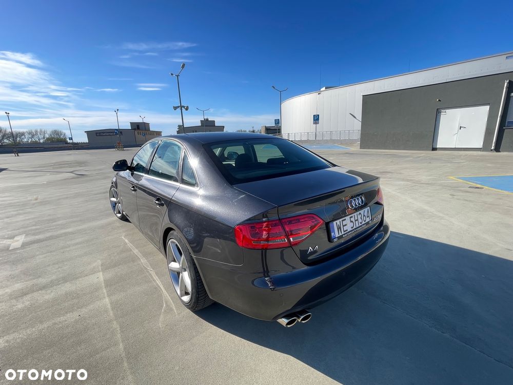 Audi A4 Limousine 2.0 TDI DPF Ambiente - 17