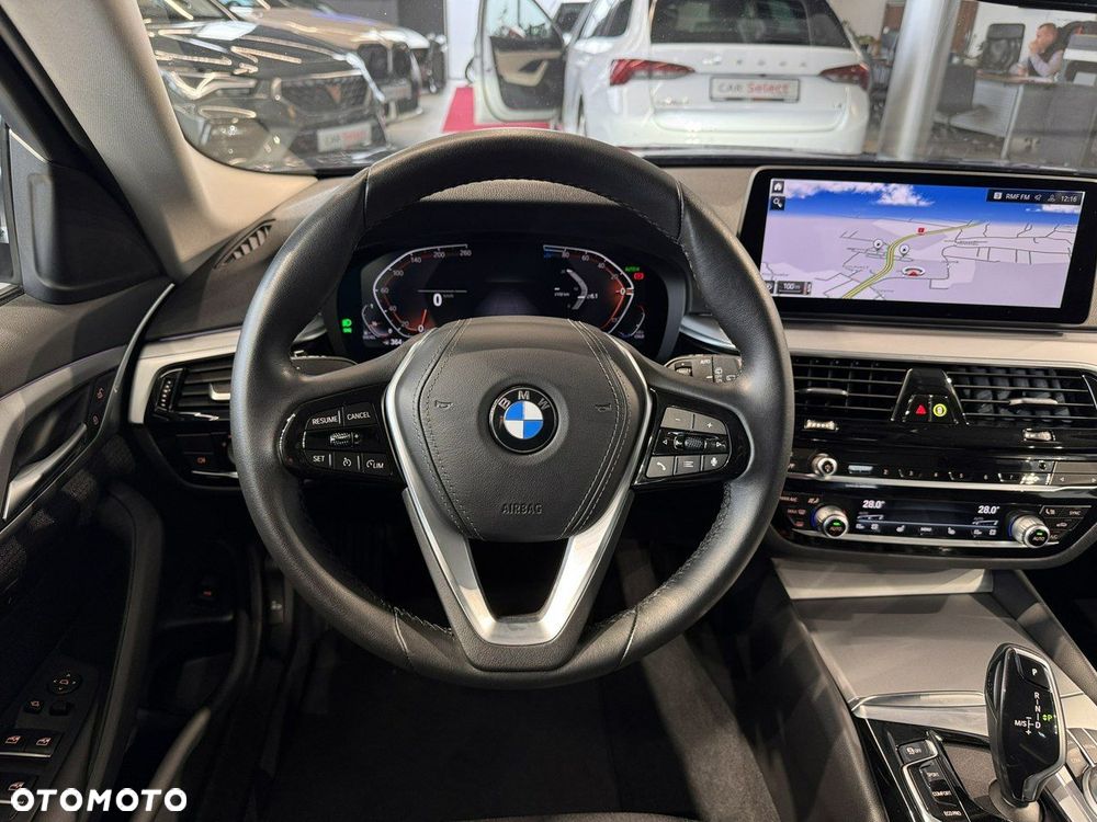 BMW Seria 5 - 23