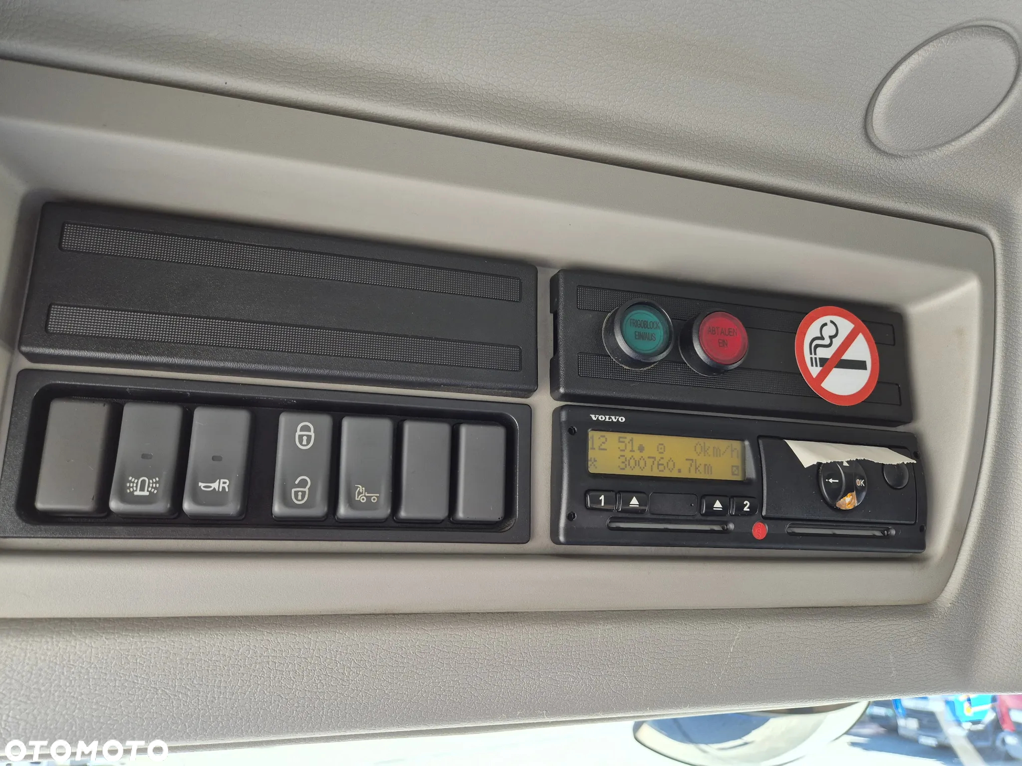 Volvo FL 290 / CHŁODNIA IZOTERMA / FRIGOBLOCK / 3 KOMORY / EURO5 / AUTOMAT / NISKI PRZEBIEG! - 26