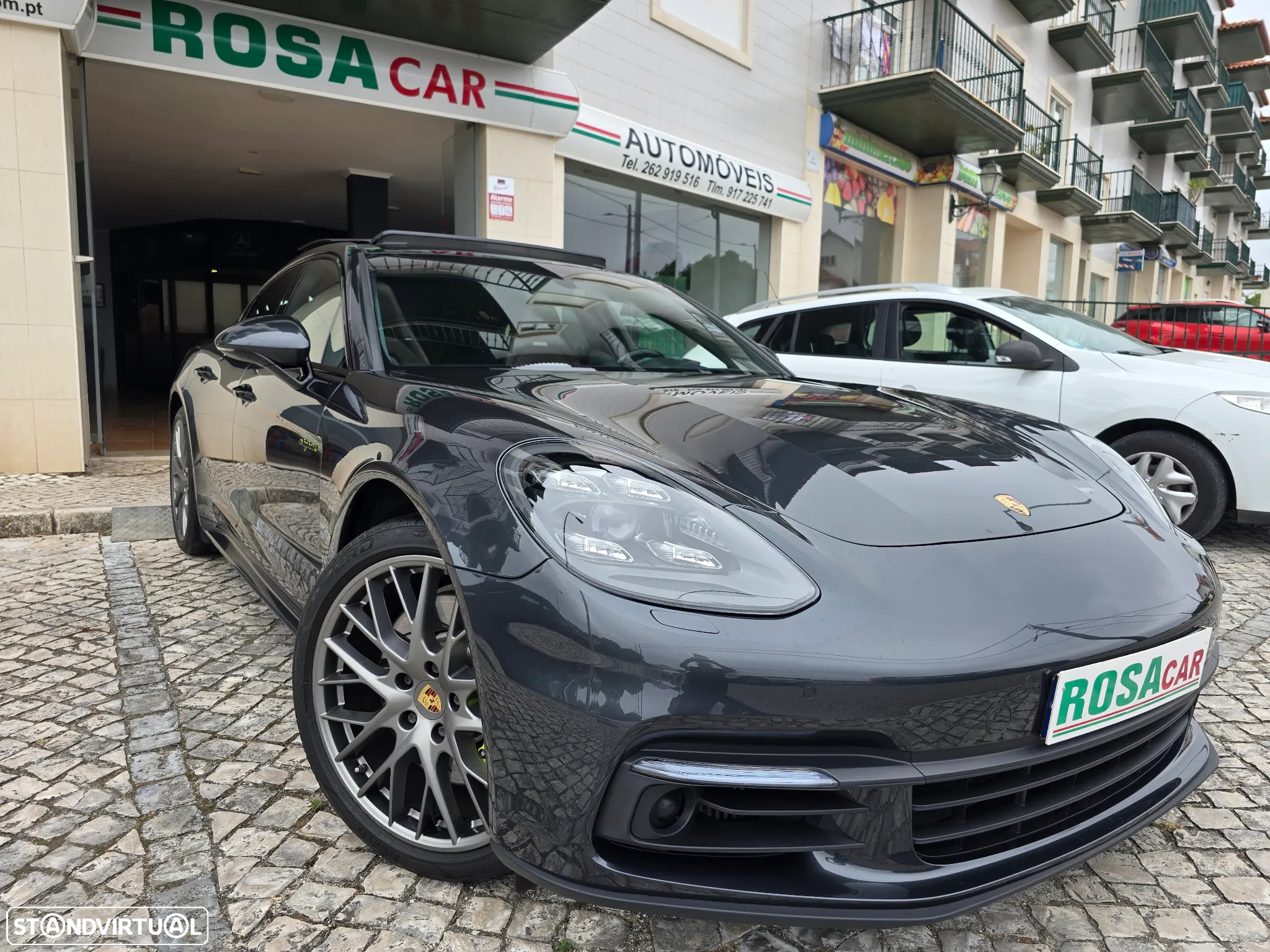 Porsche Panamera 4 E-Hybrid Executive - 17