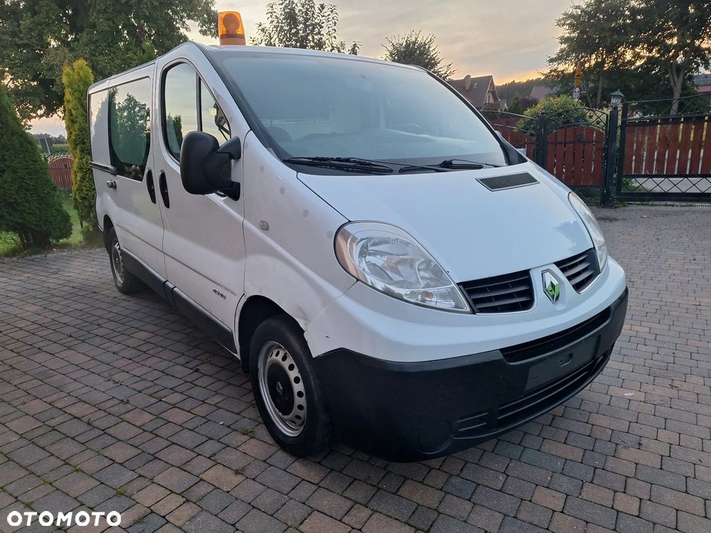 Renault Trafic - 2
