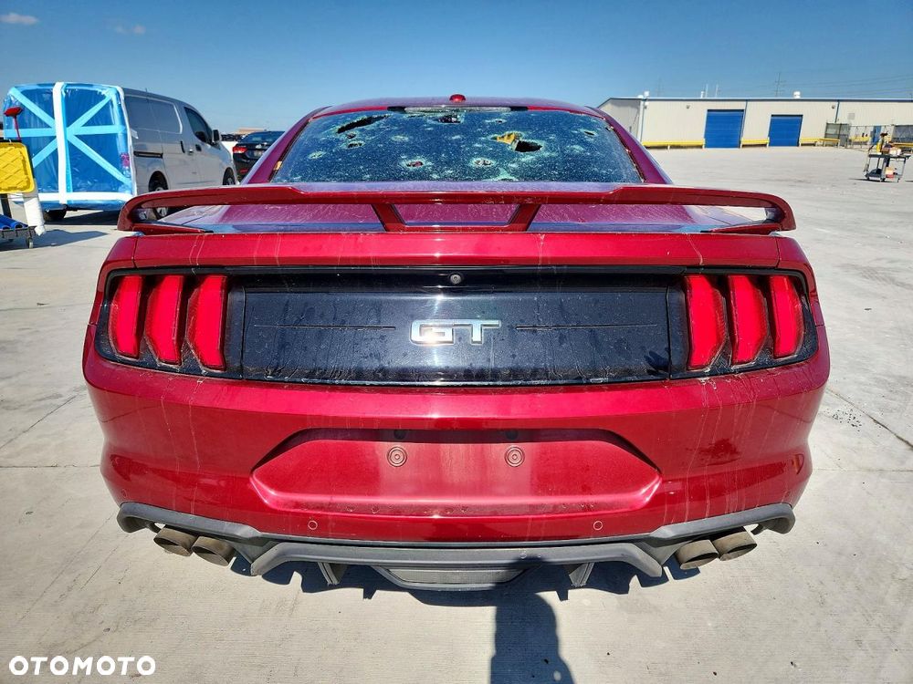 Ford Mustang 5.0 V8 GT - 8