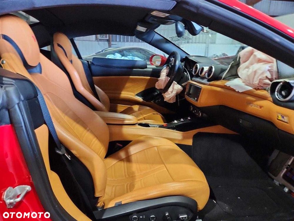Części do Ferrari California 2015, 3.9L RWD, wersja USA. - 11