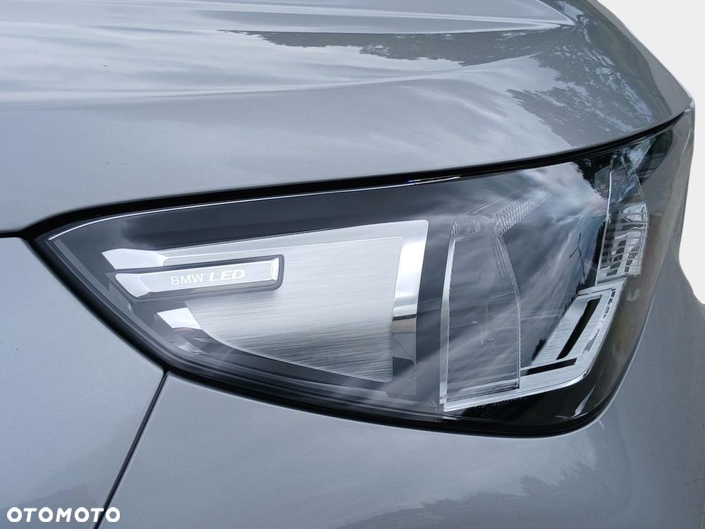 BMW X1 - 10