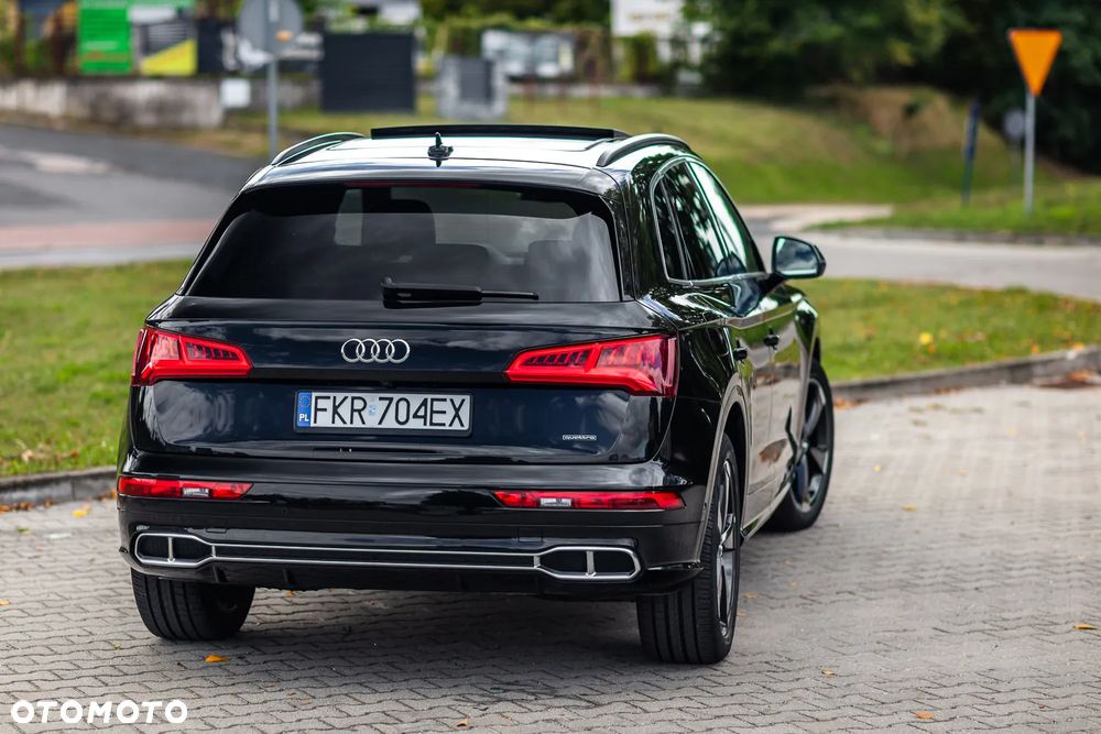 Audi Q5 55 TFSIe quattro S tronic S line business - 13