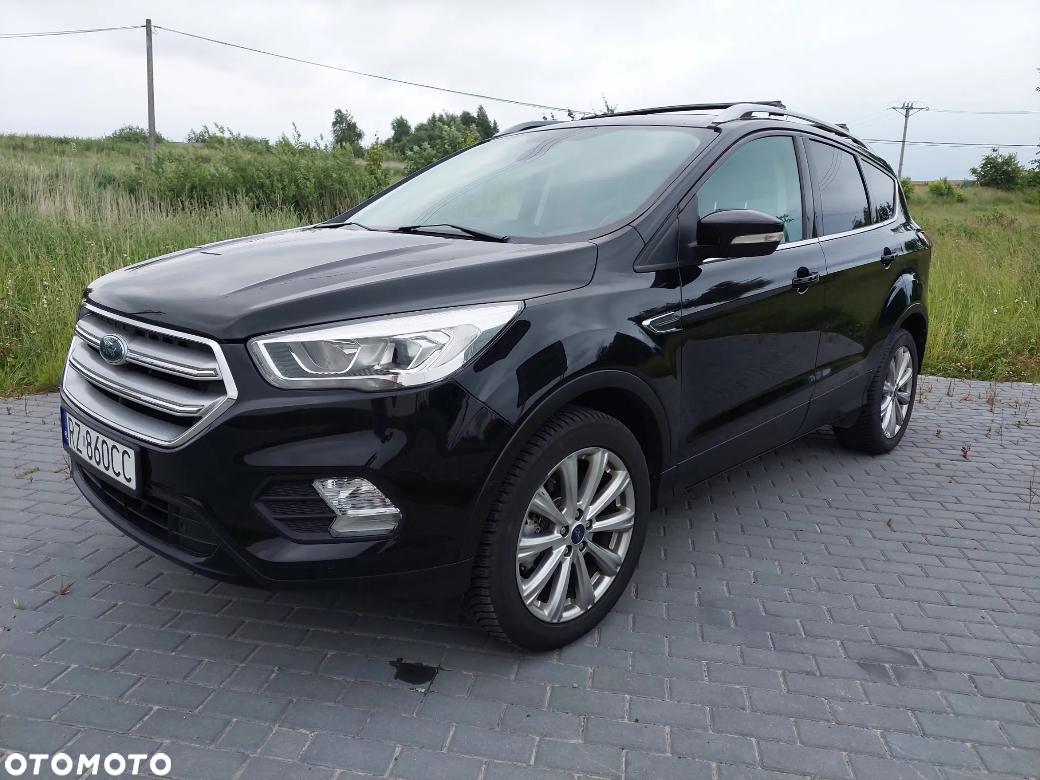Ford Escape 2.0 EcoBoost AWD Titanium - 2