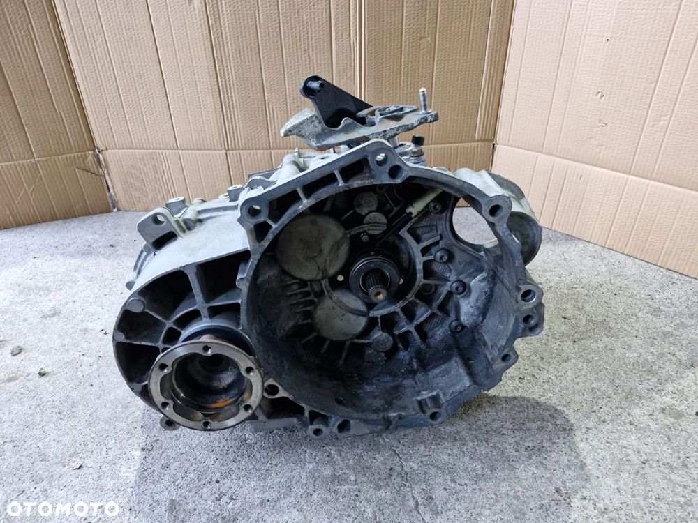 Skrzynia biegów vw passat CFF 2.0 NFU