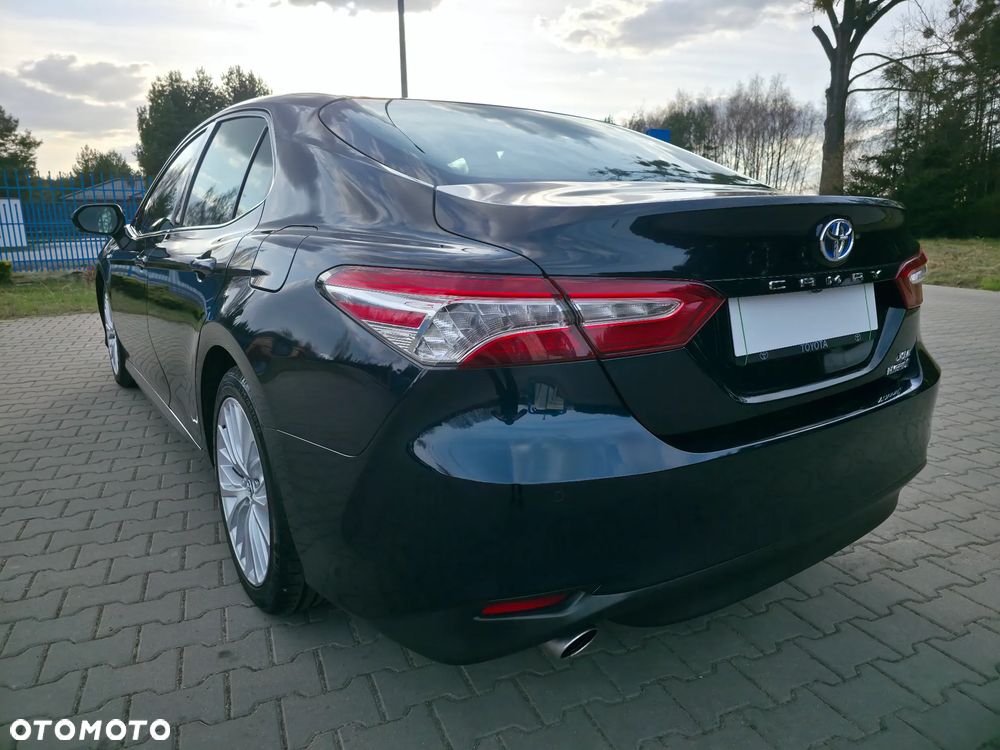 Toyota Camry 2.5 Hybrid Prestige CVT - 4