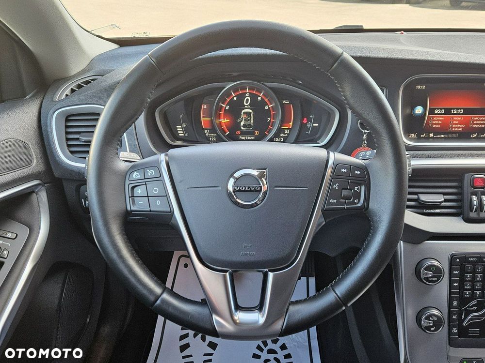Volvo V40 T2 Drive-E Momentum - 13