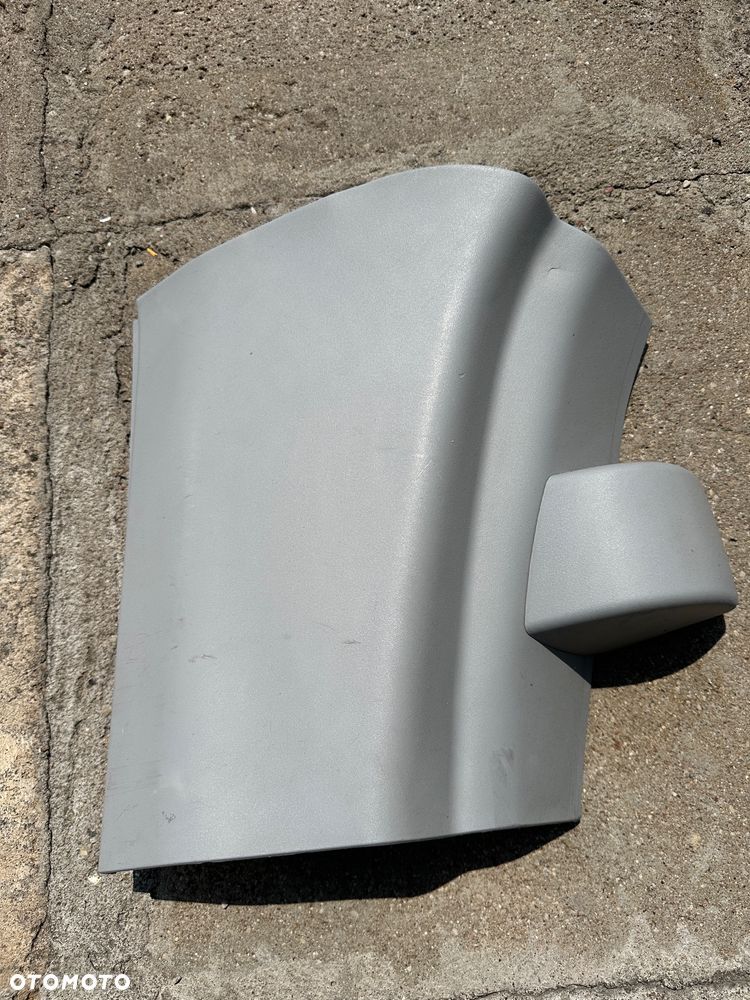 MERCEDES VITO VIANO 639 osłona słupka słupek D plastik - 4