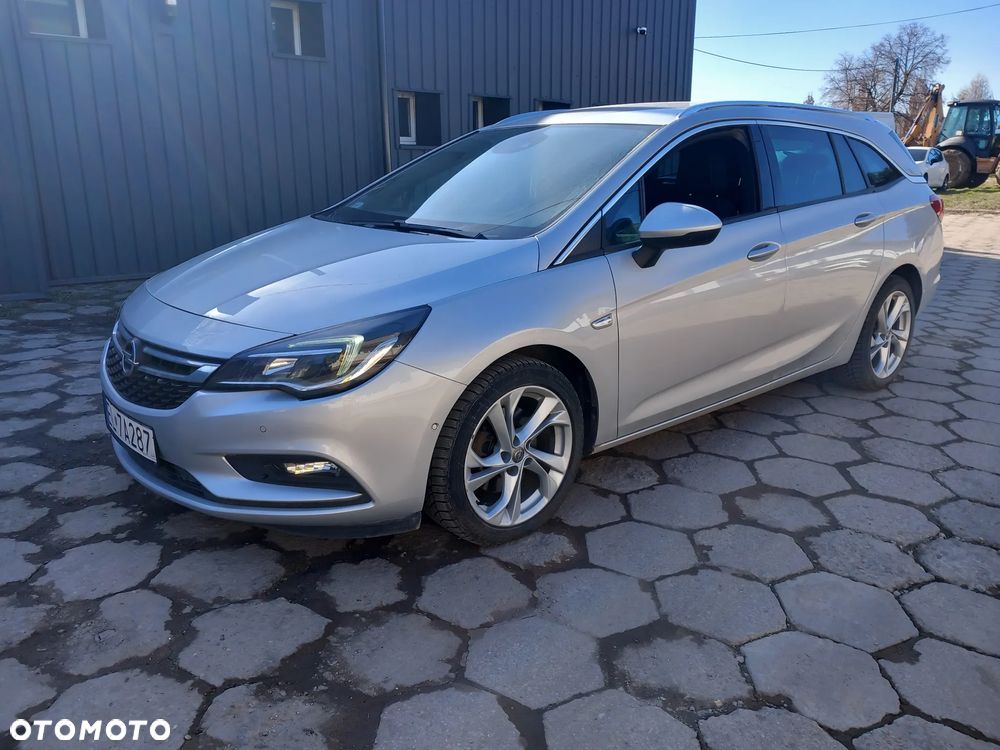Opel Astra 1.6 CDTI Sport - 1