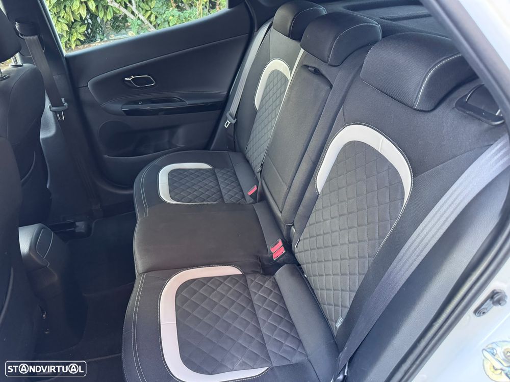 Kia Ceed 1.6 CRDi 136 ISG GT Line - 44
