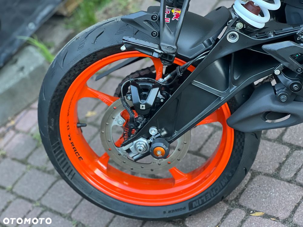 KTM Duke 390 - 5